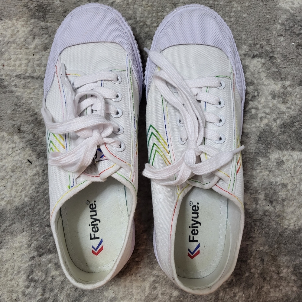 Feiyue Size 8/39